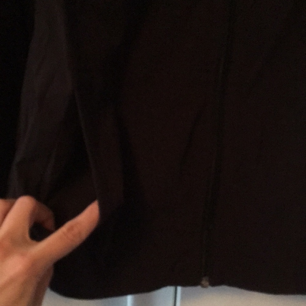 Lucy Black Lightweight Jacket - Picture 7 of 7